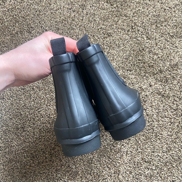 HUNTER Big Kids Original Chelsea Boots Size 5 - Picture 4 of 9